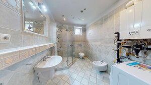 Na predaj 5 izb. rodinný dom + dve garáže, Trenčianske Stankovce — foto 11