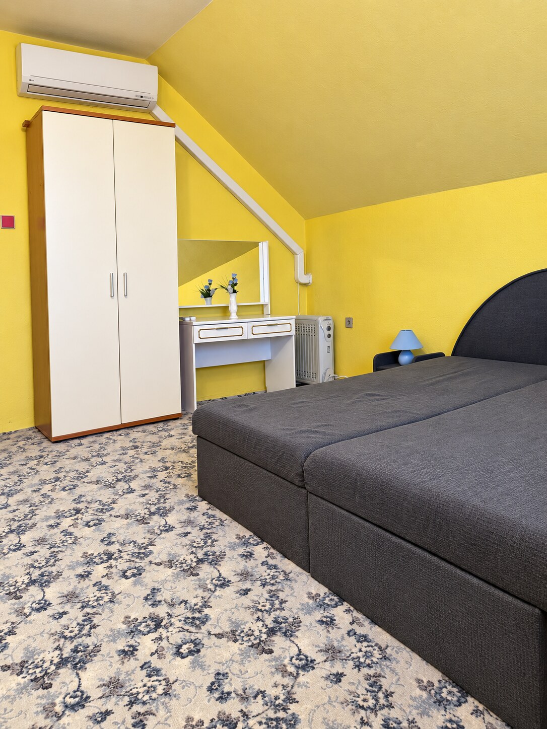 RD s výnimočným pozemkom 2 449 m² v obci Beša – veľký potenciál — foto 5