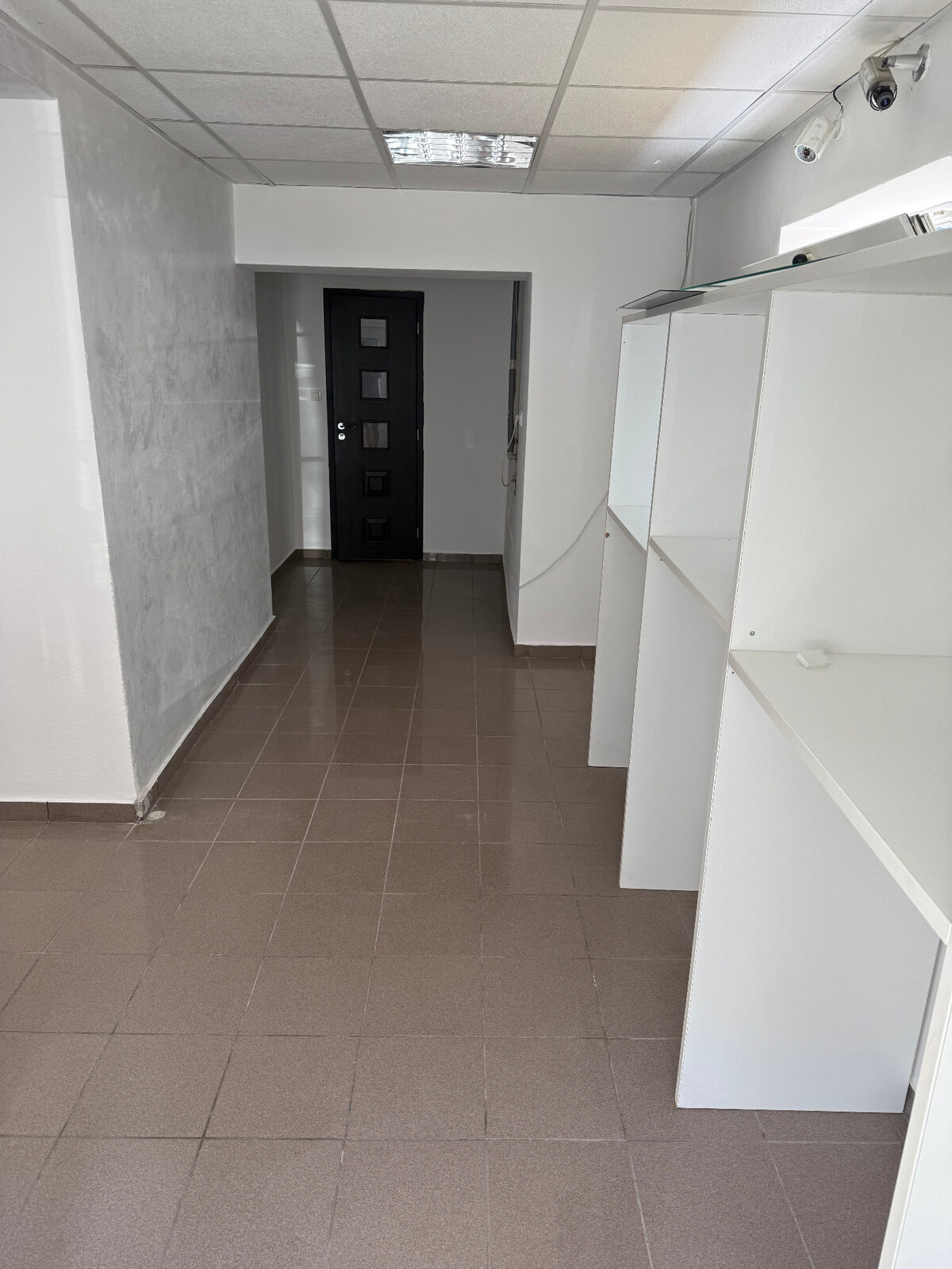 Obchodný priestor, kancelária - Sarartovská ul. — foto 6