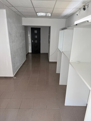 Obchodný priestor, kancelária - Sarartovská ul. — foto 6