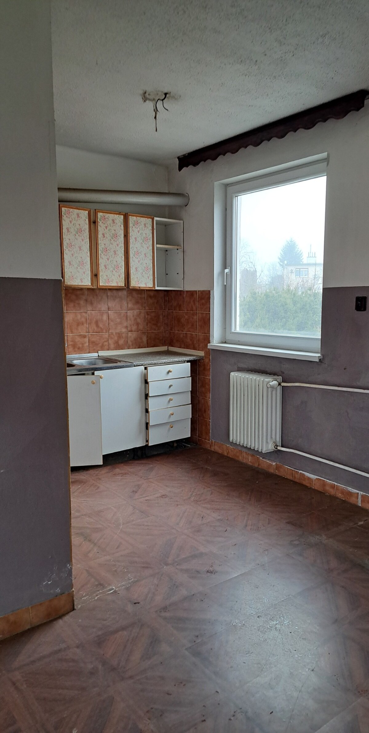 Rodinný dom, 4 bytové jednotky, Kalná nad Hronom (SM-900) — foto 12