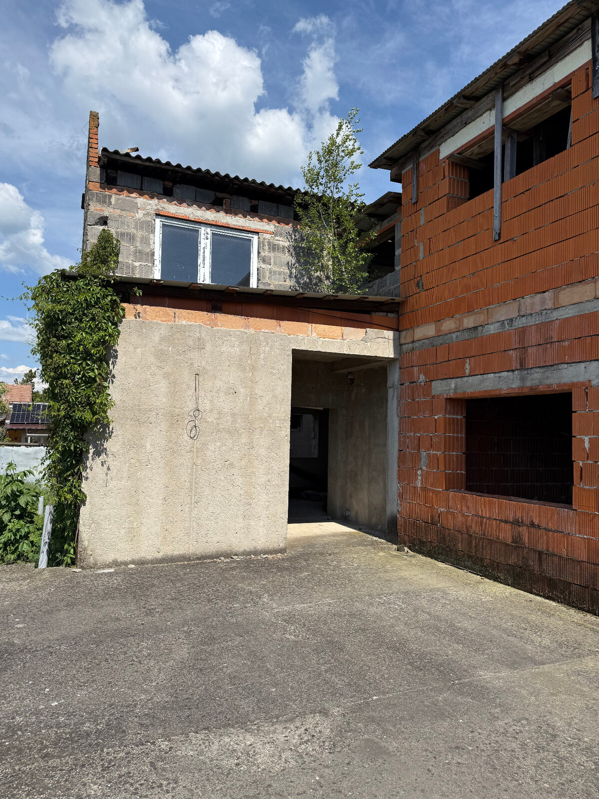 Rodinný dom / Stavebný pozemok - Kuzmányho ulica ( 12.ulica ) Levice — foto 6