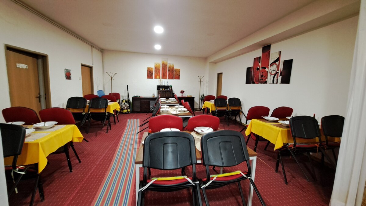 Reštaurácia s 6 izb. bytom a záhradou, celkom 700 m2, Kremnica SM-890 — foto 6