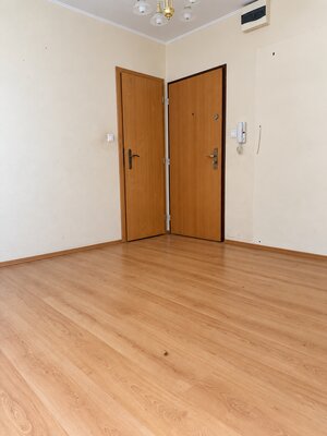 Priestranný 2-izbový byt - 61,5 m², kpt. Nálepku — foto 7
