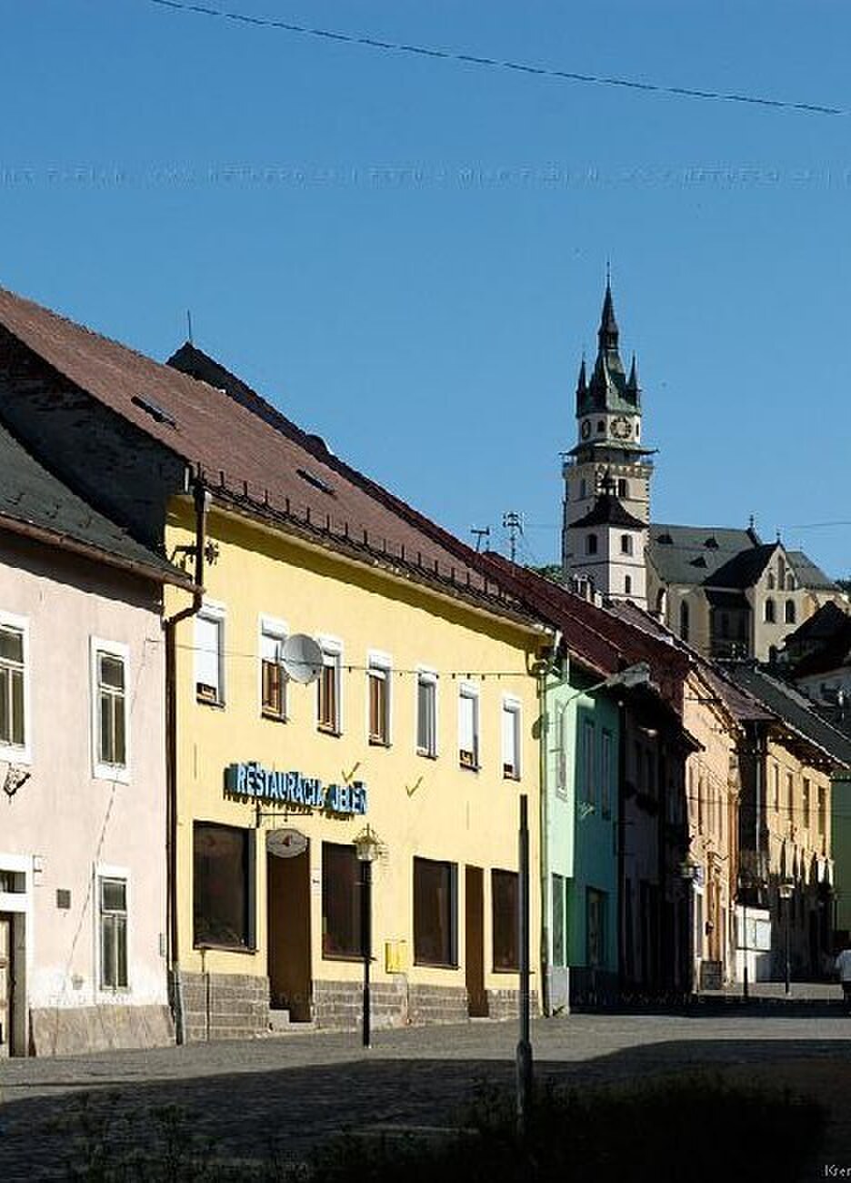 Reštaurácia s 6 izbovým bytom a záhradou, celkom 700 m2, Kremnica