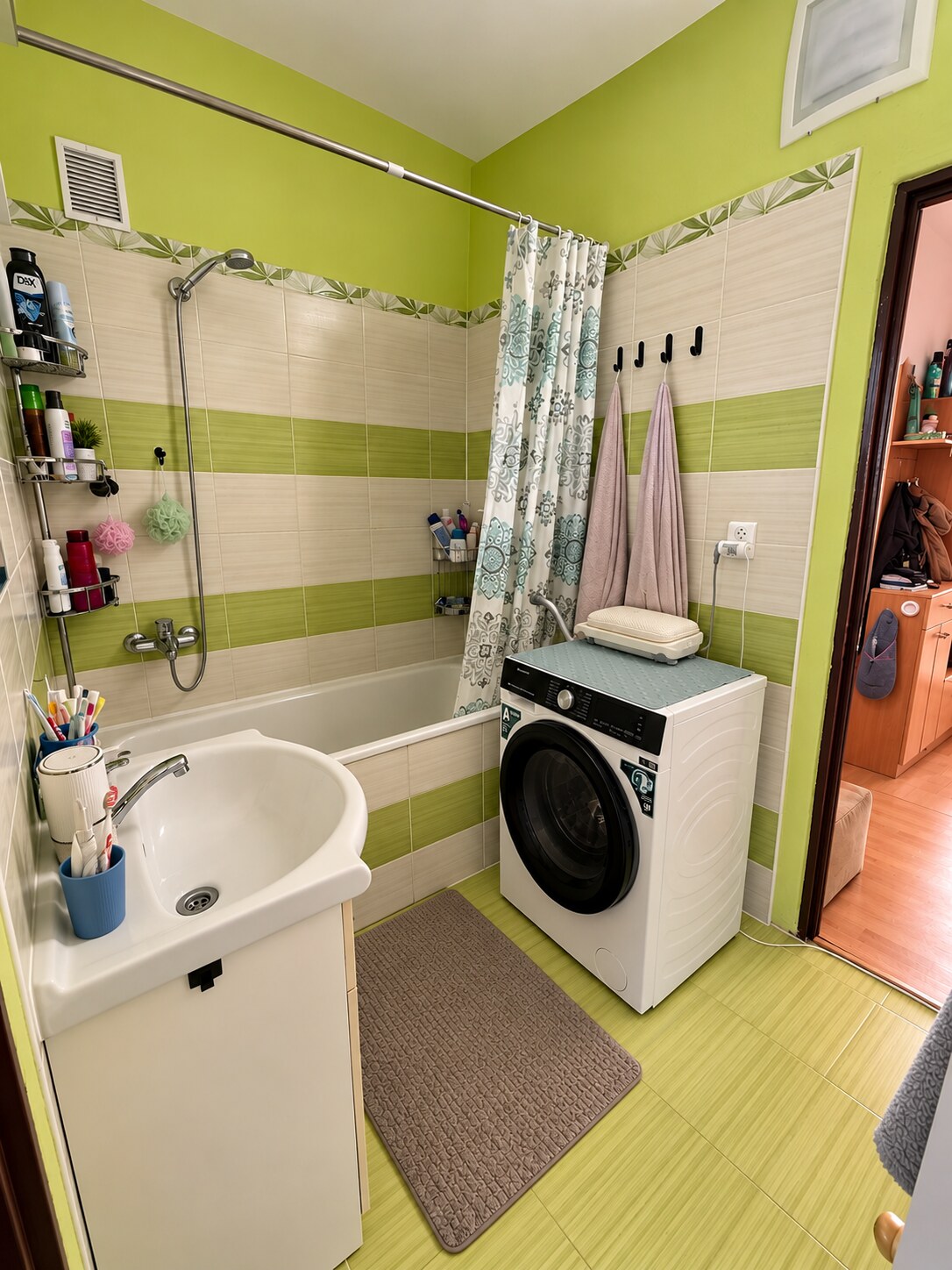 DVOJIZBOVÝ BYT V TOPOĽČANOCH – 62 m² A VÝBORNÁ LOKALITA — foto 7