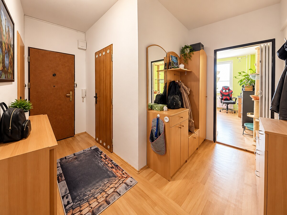 DVOJIZBOVÝ BYT V TOPOĽČANOCH – 62 m² A VÝBORNÁ LOKALITA — foto 8