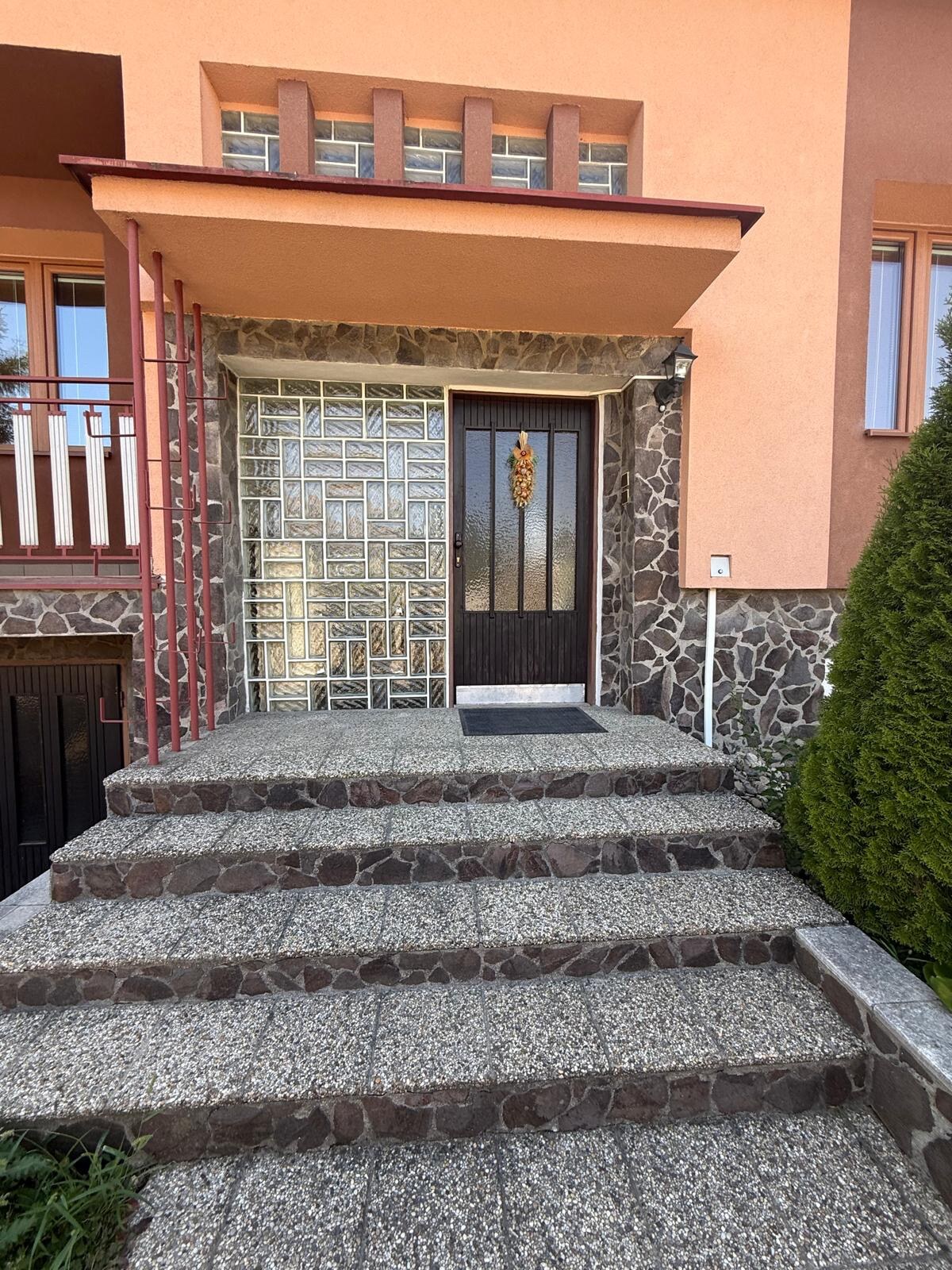 NOVÁ  CENA *PRIESTRANNÝ RODINNÝ DOM V ŽABOKREKOCH NAD NITROU — foto 16