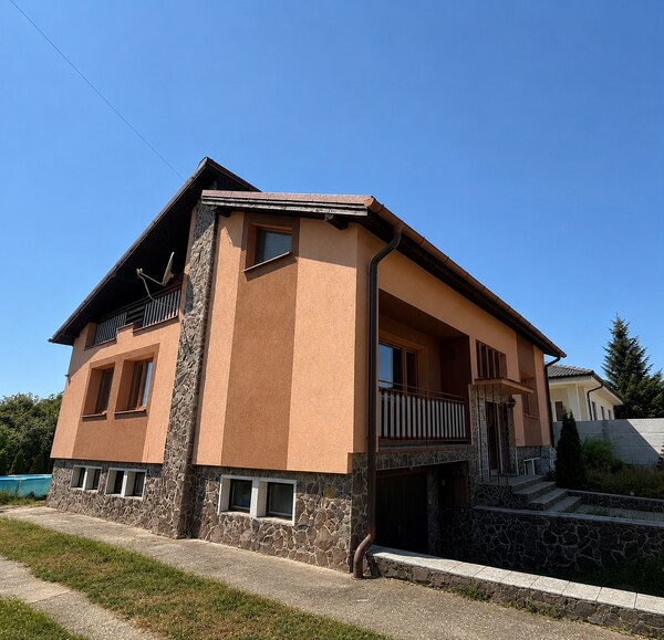 NOVÁ  CENA *PRIESTRANNÝ RODINNÝ DOM V ŽABOKREKOCH NAD NITROU