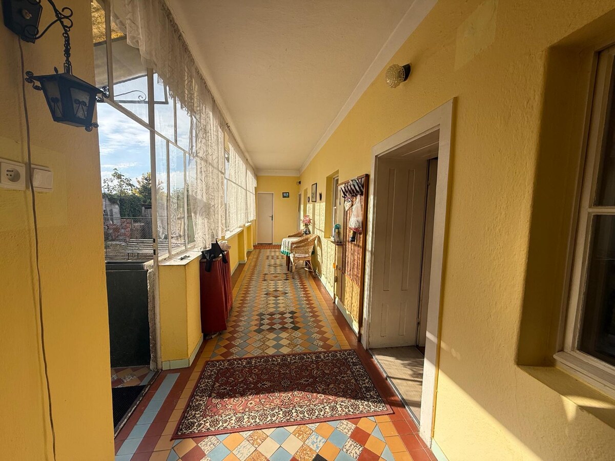 RODINNÝ DOM V PÔVODNOM STAVE NA POZEMKU 1 430 m² – KOVARCE — foto 5