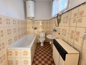 RODINNÝ DOM V PÔVODNOM STAVE NA POZEMKU 1 430 m² – KOVARCE — foto 12