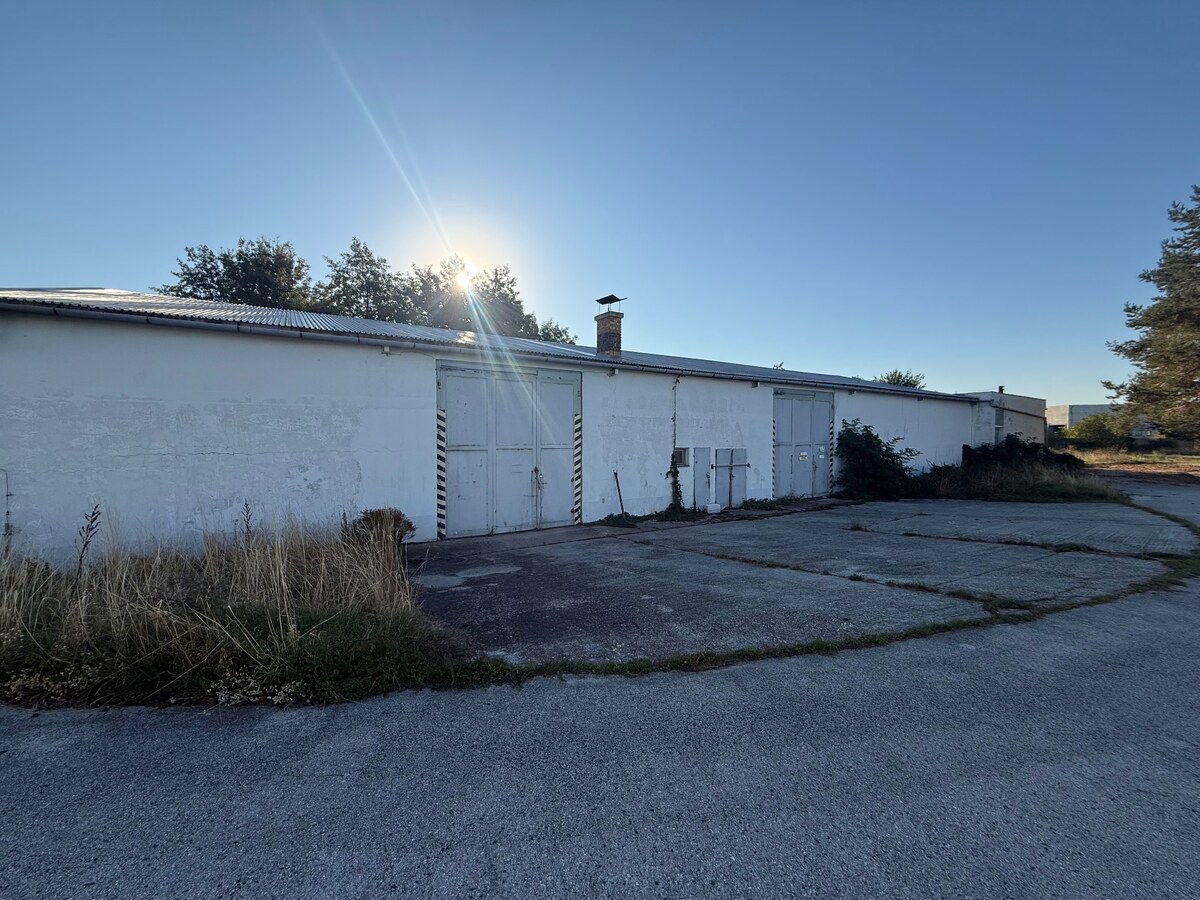 SKLADOVÁ HALA NA PRENÁJOM – 350 m² | PRÍSTUP 24/7 | VEĽKÁ BRÁNA — foto 4