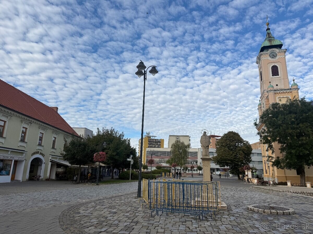 Lukratívny obchodný priestor v Centre Topolčian — foto 11
