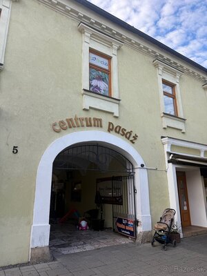 Lukratívny obchodný priestor v Centre Topolčian — foto 9