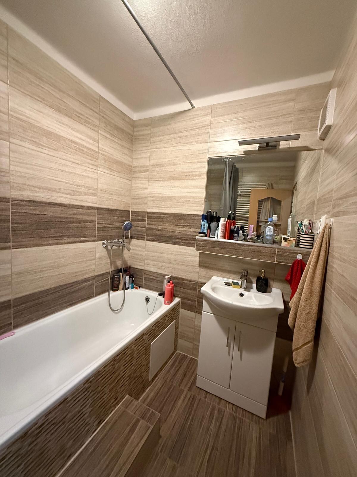 3-IZBOVÝ BYT V LUDANICIACH – 75 m², BALKÓN, GARÁŽ, ZÁHRADKA — foto 7
