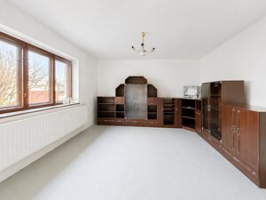 Rodinný dom  Velušovce: pozemok 3 670 m²+ stolárska dielňa — foto 5