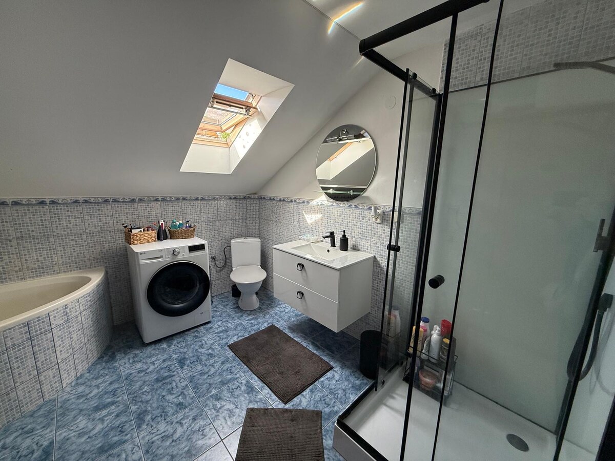 VEĽKORYSÝ DOM V KRUŠOVCIACH | 3 BYTOVÉ JEDNOTKY | 925 m² pozemok — foto 11