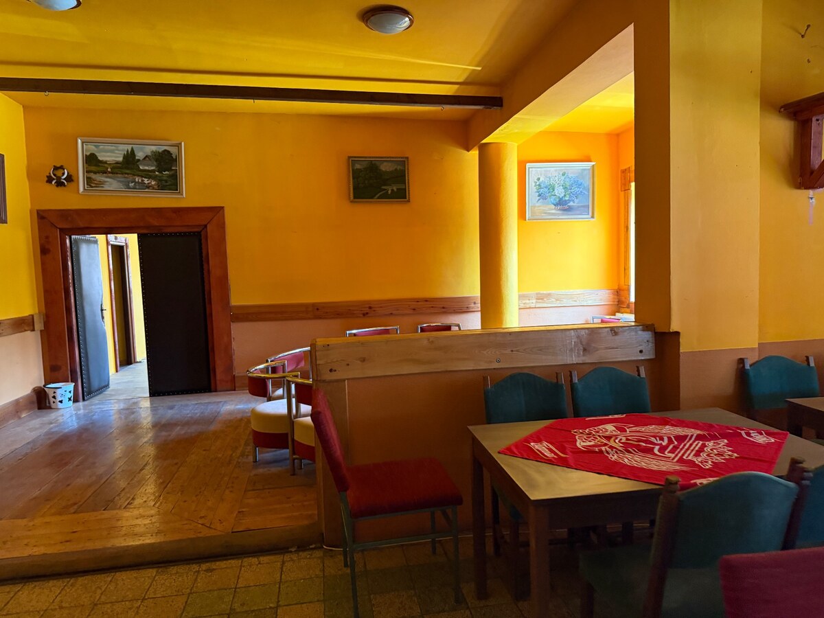 Bývanie, podnikanie – polyfunkčný objekt + chata, Krnča 1884 m2 — foto 10