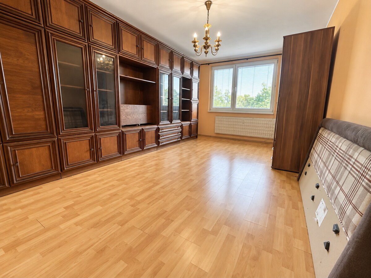 SLOVREAL - na predaj 2-izbový byt s potenciálom Levice — foto 9