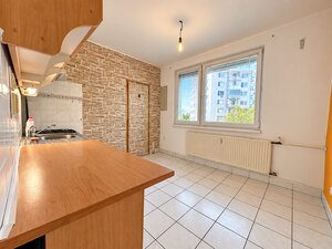 SLOVREAL - na predaj 2-izbový byt s potenciálom Levice — foto 2