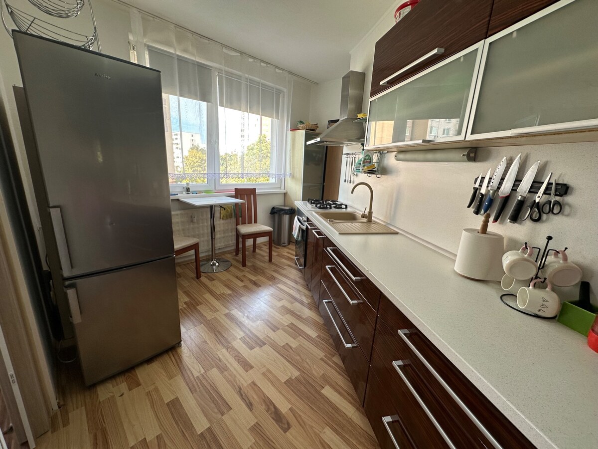 SLOVREAL - na predaj 3-izbový priestranný byt Levice, 84m2