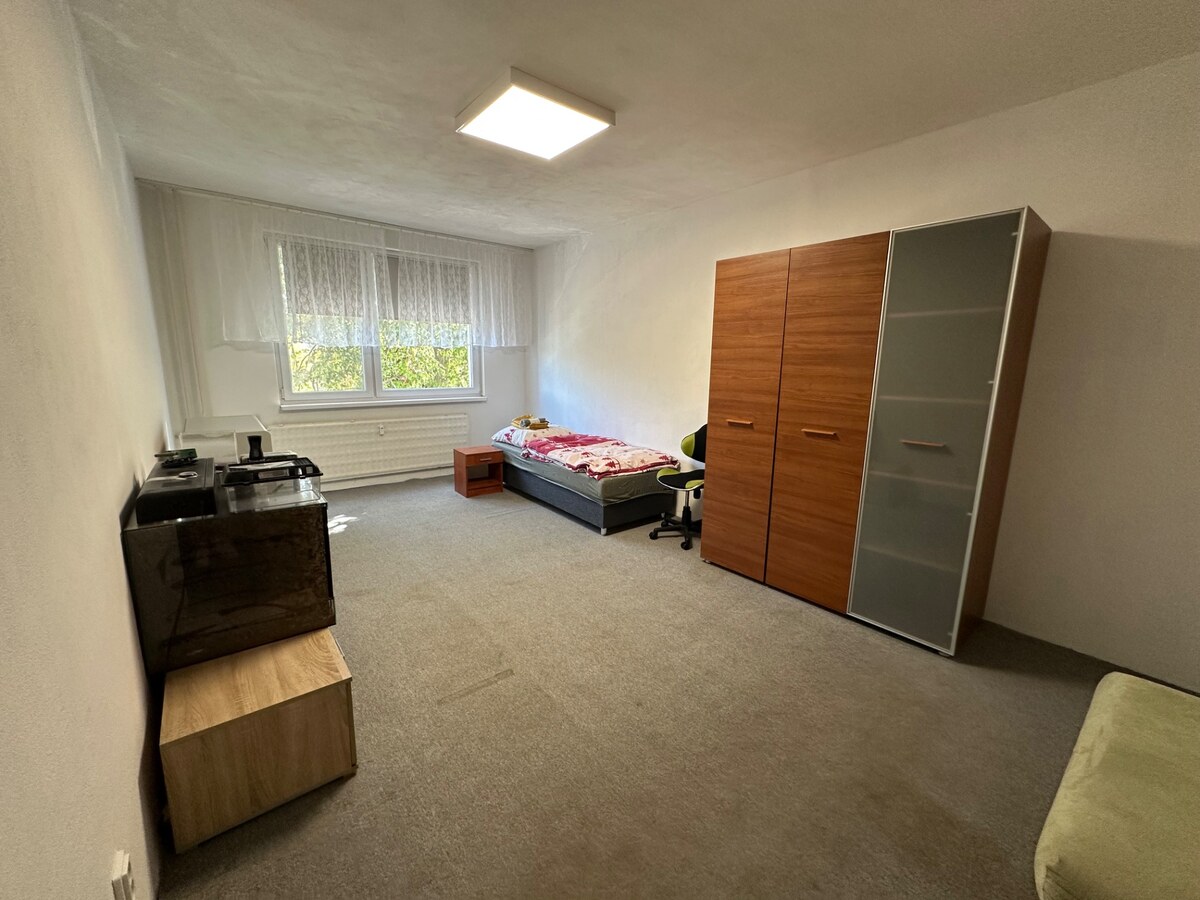SLOVREAL - na predaj 3-izbový priestranný byt Levice, 84m2 — foto 5