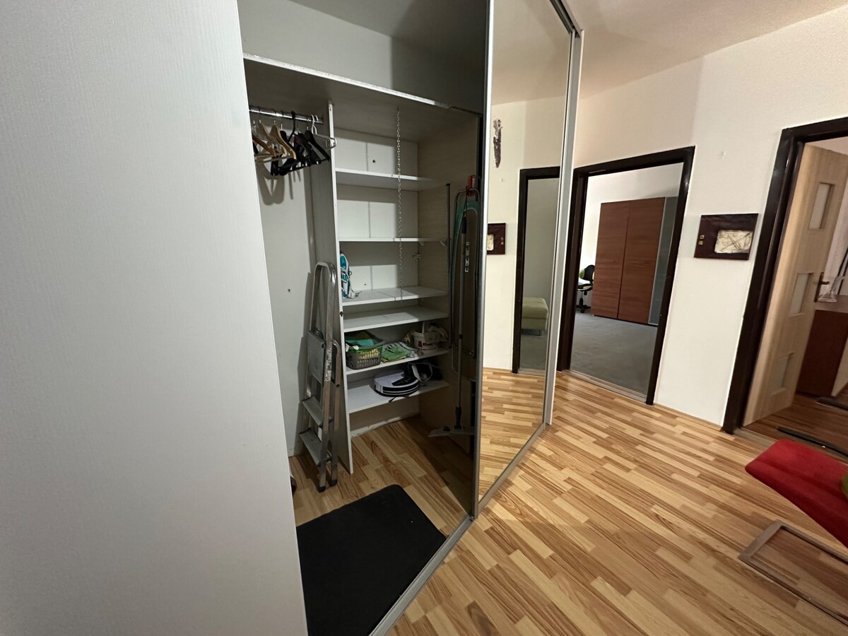 SLOVREAL - na predaj 3-izbový priestranný byt Levice, 84m2 — foto 6