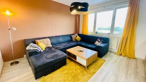 PRIESTRANNÝ 4-IZBOVÝ BYT S LOGGIOU — foto 4