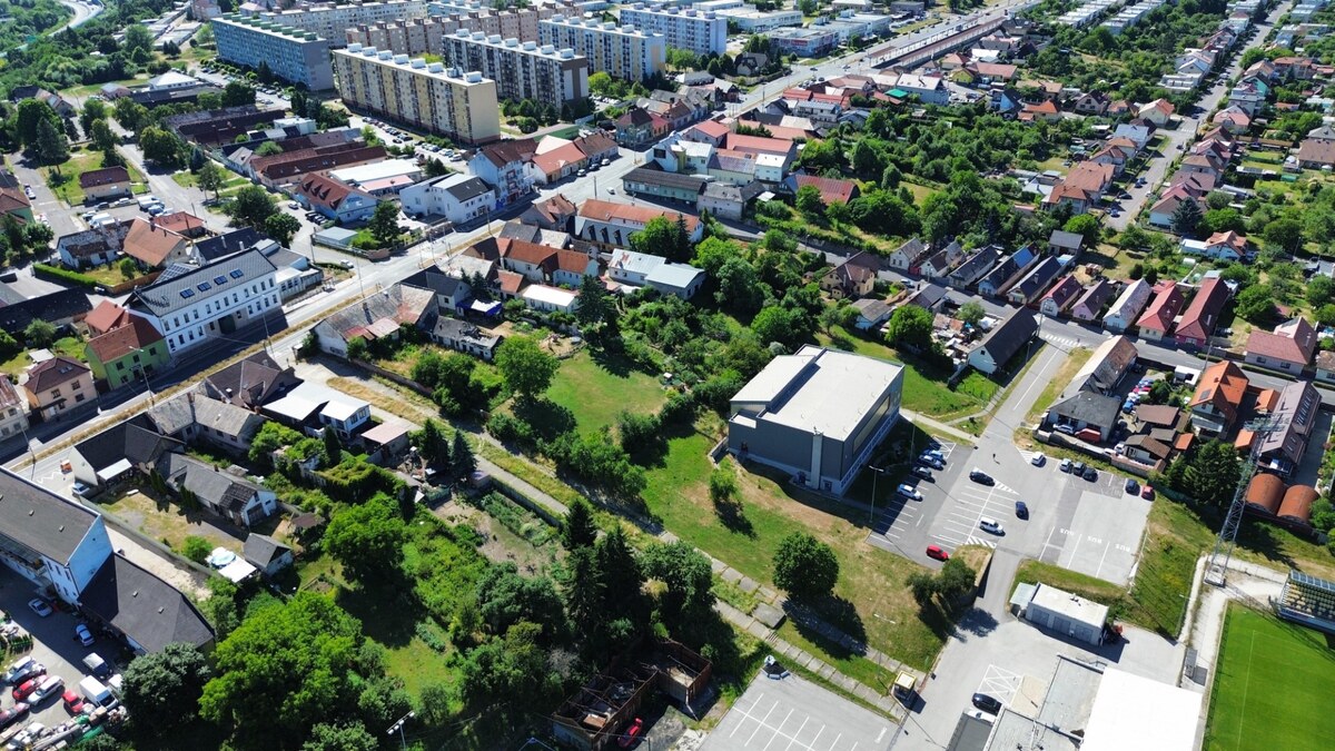 SLOVREAL predaj pozemku Žiar nad Hronom