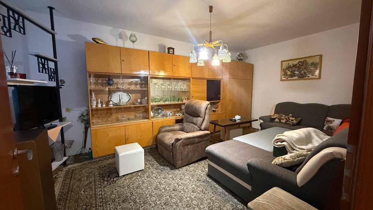 NA PREDAJ 3-IZBOVÝ BYT S DVOMA BALKÓNMI V NOVEJ BANI — foto 4