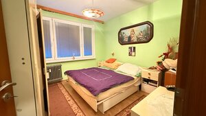 NA PREDAJ 3-IZBOVÝ BYT S DVOMA BALKÓNMI V NOVEJ BANI — foto 9