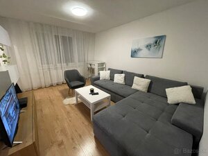 SLOVREAL -1 IZBOVÝ BYT HANDLOVÁ — foto 1