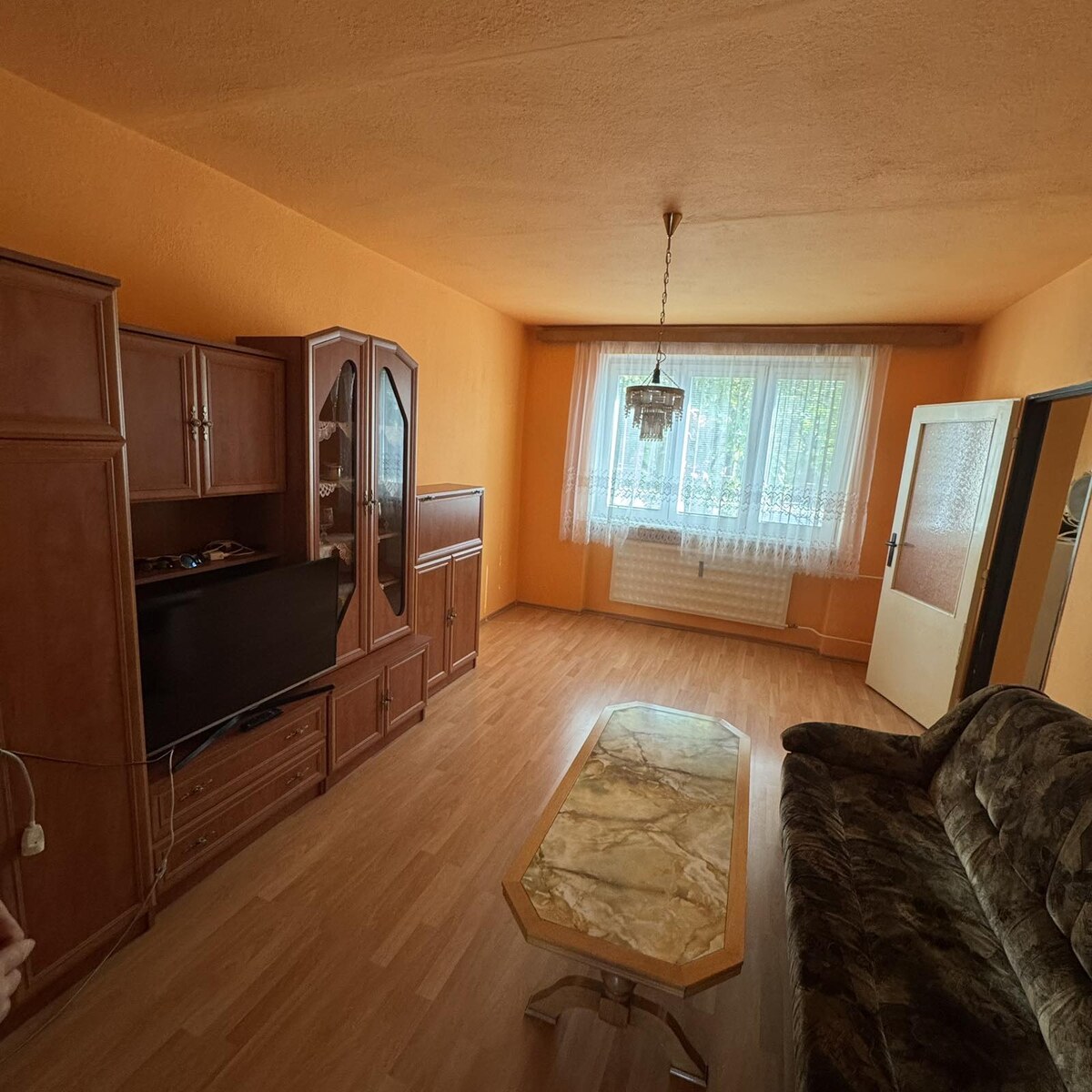 Poctivá tehla, priestor a ideálne 1. poschodie  Šahy — foto 13