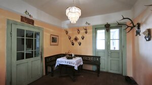 Veľkoryso riešený 4-bytový rodinný dom s letnou kuchyňou a hospodársko — foto 8