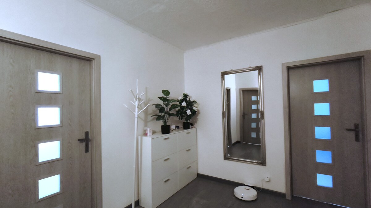 ⚠️ VÝRAZNE ZNÍŽENÁ CENA! ⚠️ 3-izbový byt s balkónom, V. Krtíš — foto 2