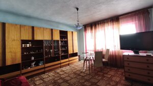 MIMORIADNE ZNÍŽENÁ CENA! Priestranný 6-izbový RD, Nenince, V. Krtíš. — foto 9