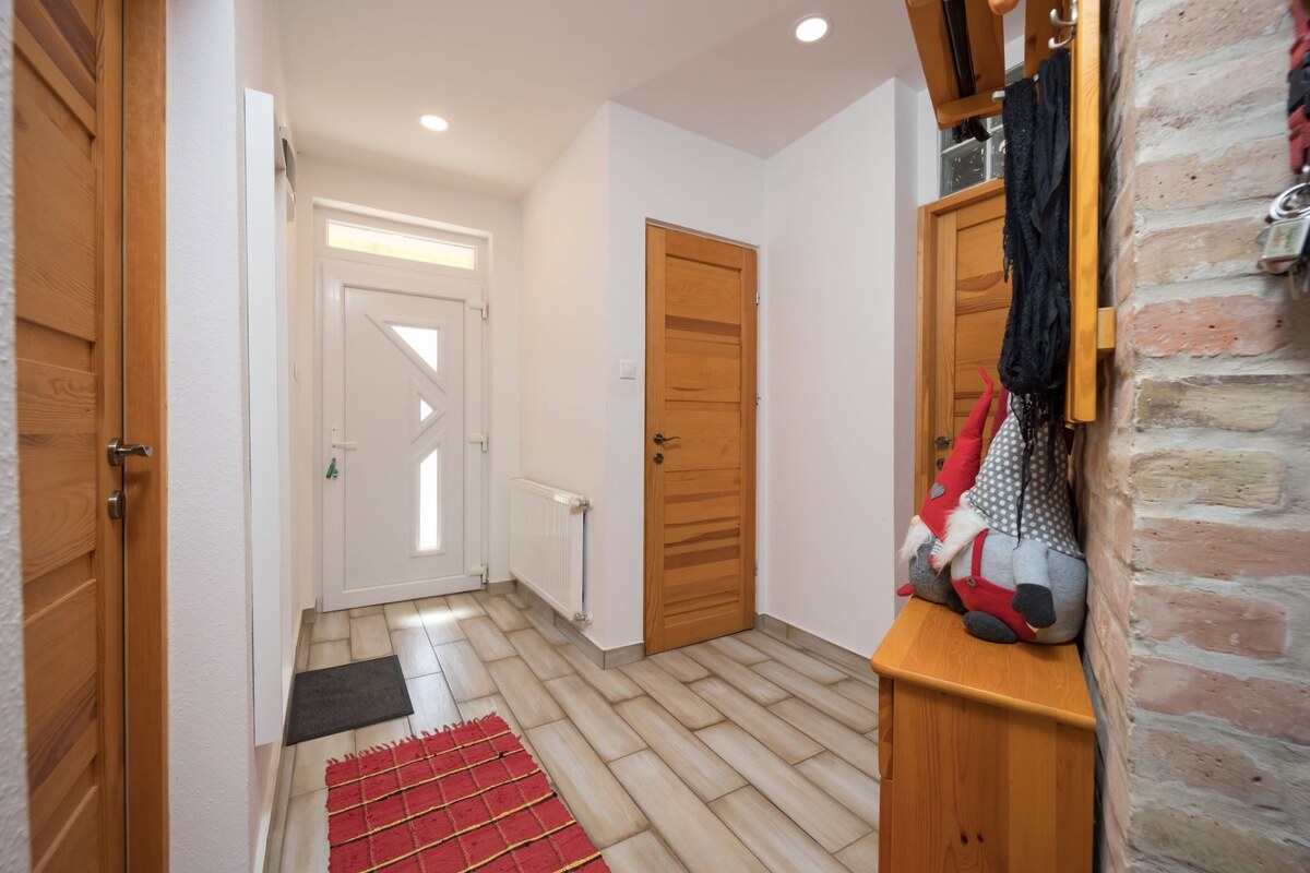 Kompletná prémiová rekonštrukcia: 4-izbový rodinný dom, — foto 2