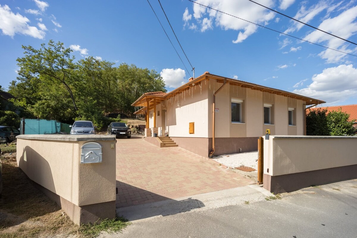Kompletná prémiová rekonštrukcia: 4-izbový rodinný dom, — foto 8