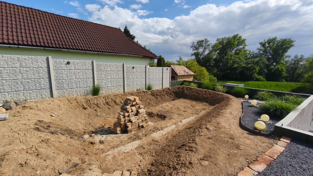 Stavebný pozemok so záhradou (1219 m2), Selešťany, okr. V. Krtíš. — foto 6