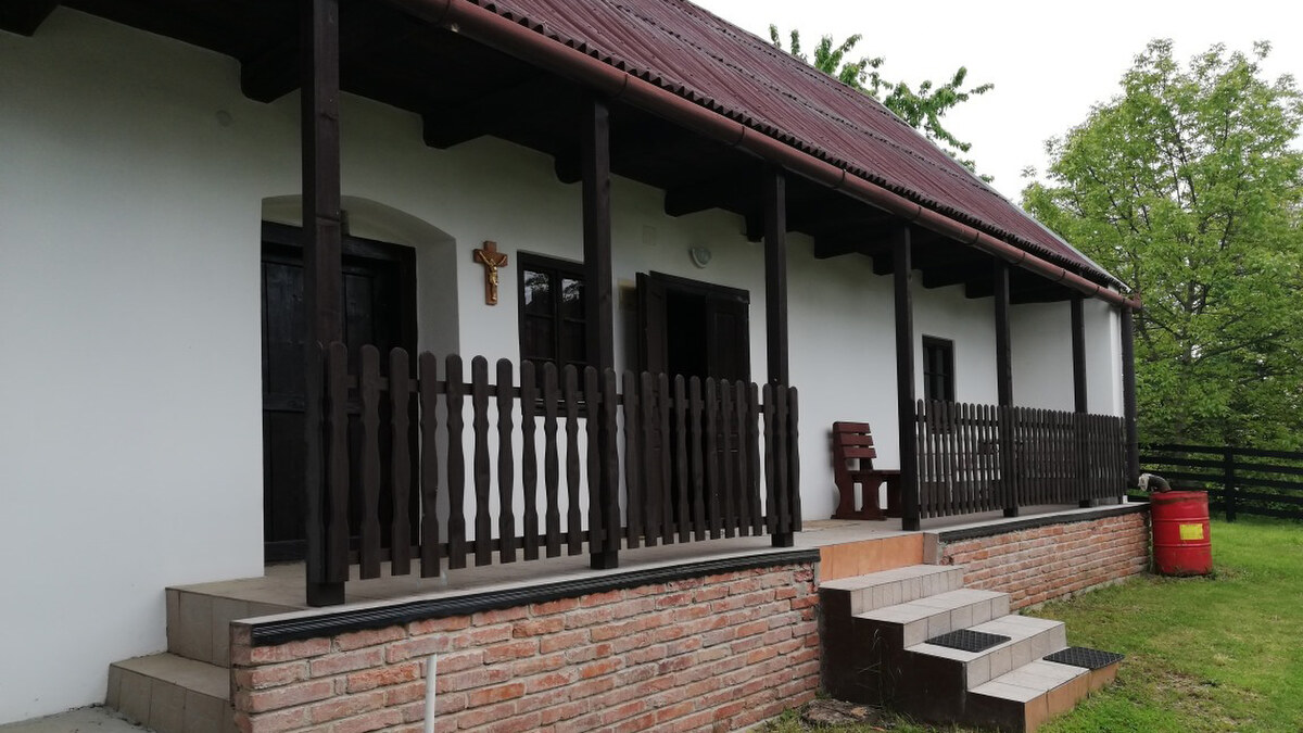 Dva vidiecke domy na pozemku 1,6ha D. Strehová (Prieloh), V. Krtíš. — foto 3