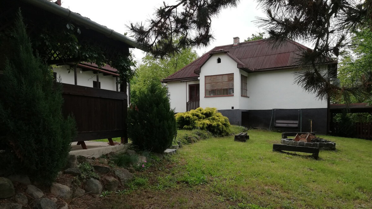 Dva vidiecke domy na pozemku 1,6ha D. Strehová (Prieloh), V. Krtíš. — foto 4