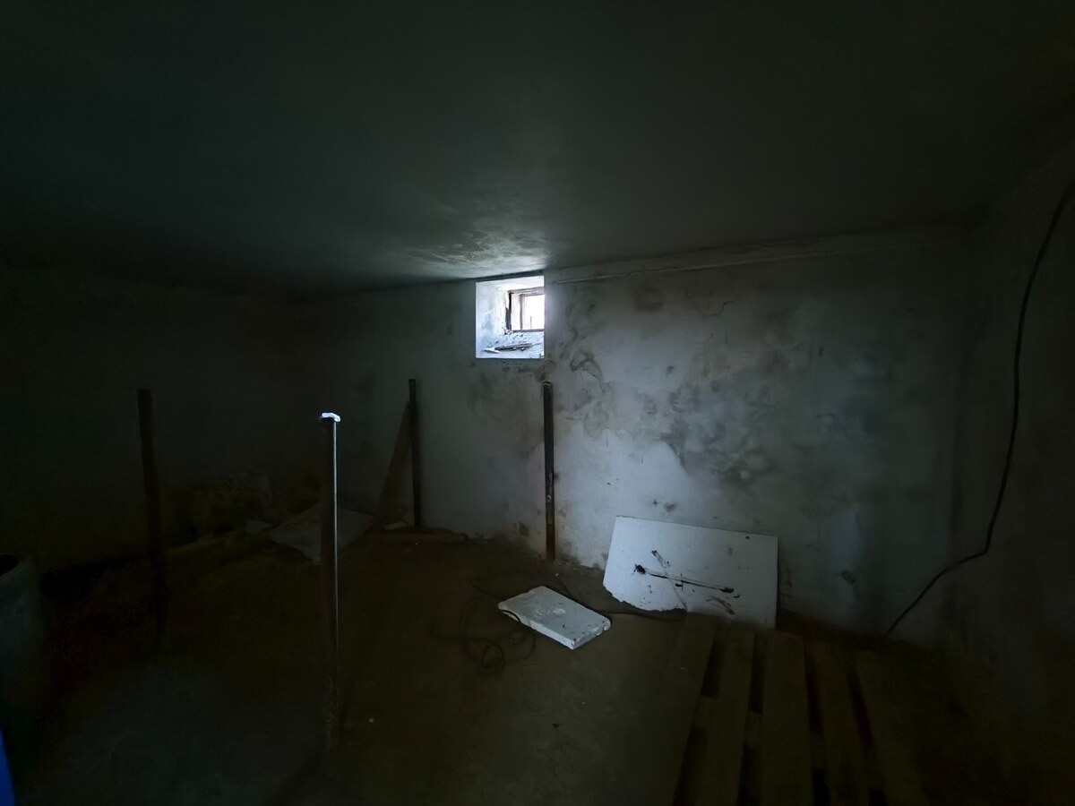 Farmárska usadlosť v osade Prieloh, okr. V. Krtíš. — foto 10