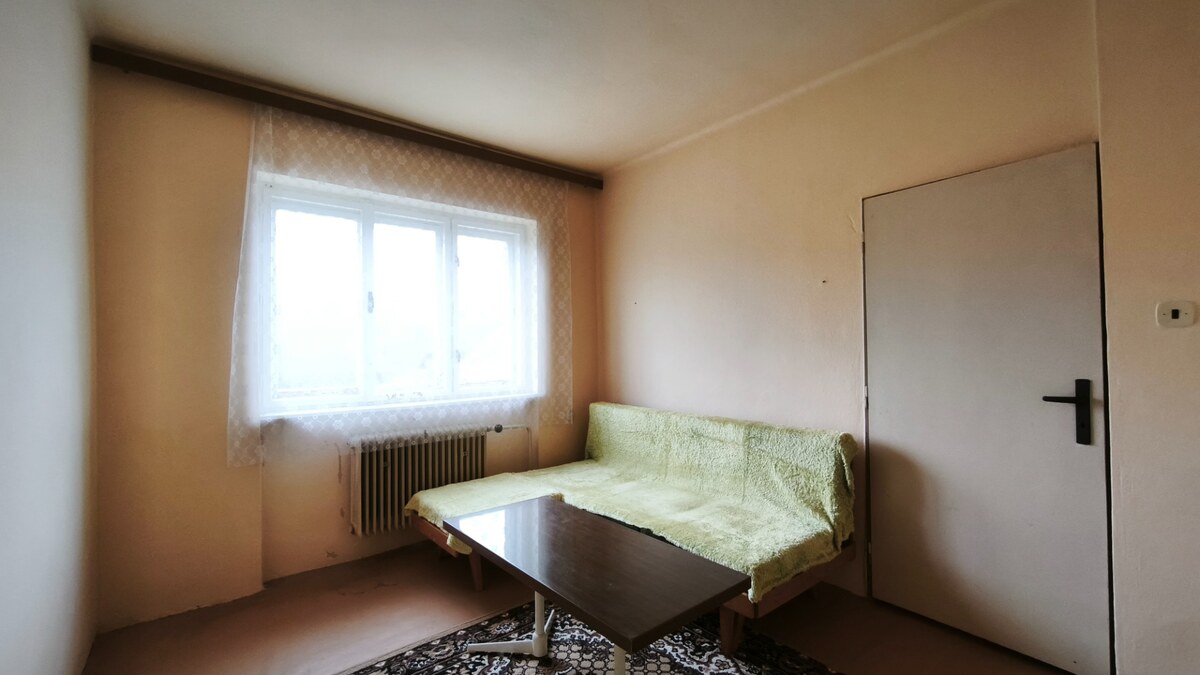 Znížená cena!!! Priestranný RD v obci Čebovce, okr. V. Krtíš. — foto 14