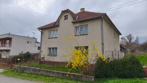 Znížená cena!!! Priestranný RD v obci Čebovce, okr. V. Krtíš. — foto 1