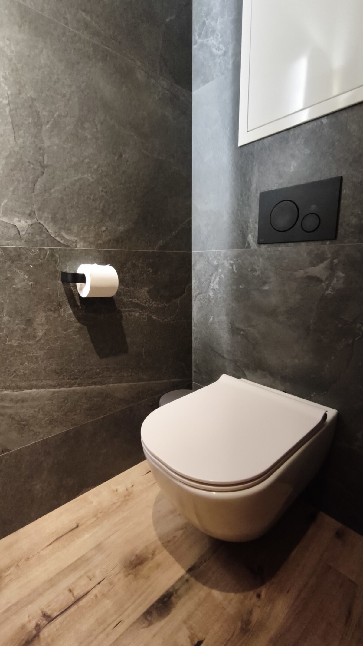 Na prenájom 2-izbový byt s balkónom, Kaskády, Veľký Krtíš. — foto 15