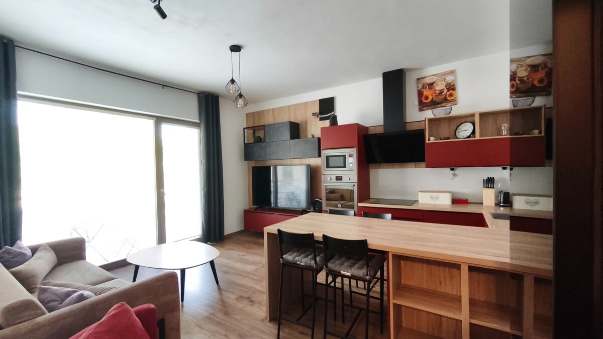 Na prenájom 2-izbový byt s balkónom, Kaskády, Veľký Krtíš. — foto 5