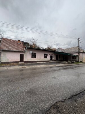 Nehnuteľnosť na predaj Plášťovciach — foto 1