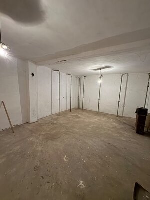Nehnuteľnosť na predaj Plášťovciach — foto 5