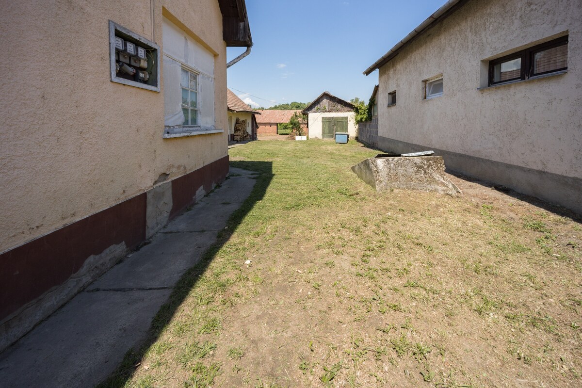 Vidiecka usadlosť (151 m²)  pozemkom 2642 m² v obci Ipolyvece HU — foto 11