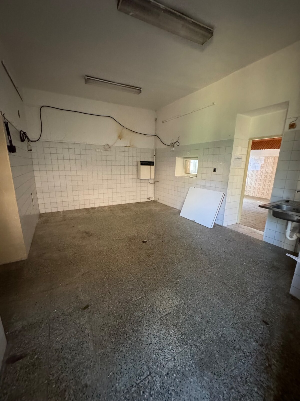 Obchodné priestory na predaj centrum mesta Šahy — foto 7